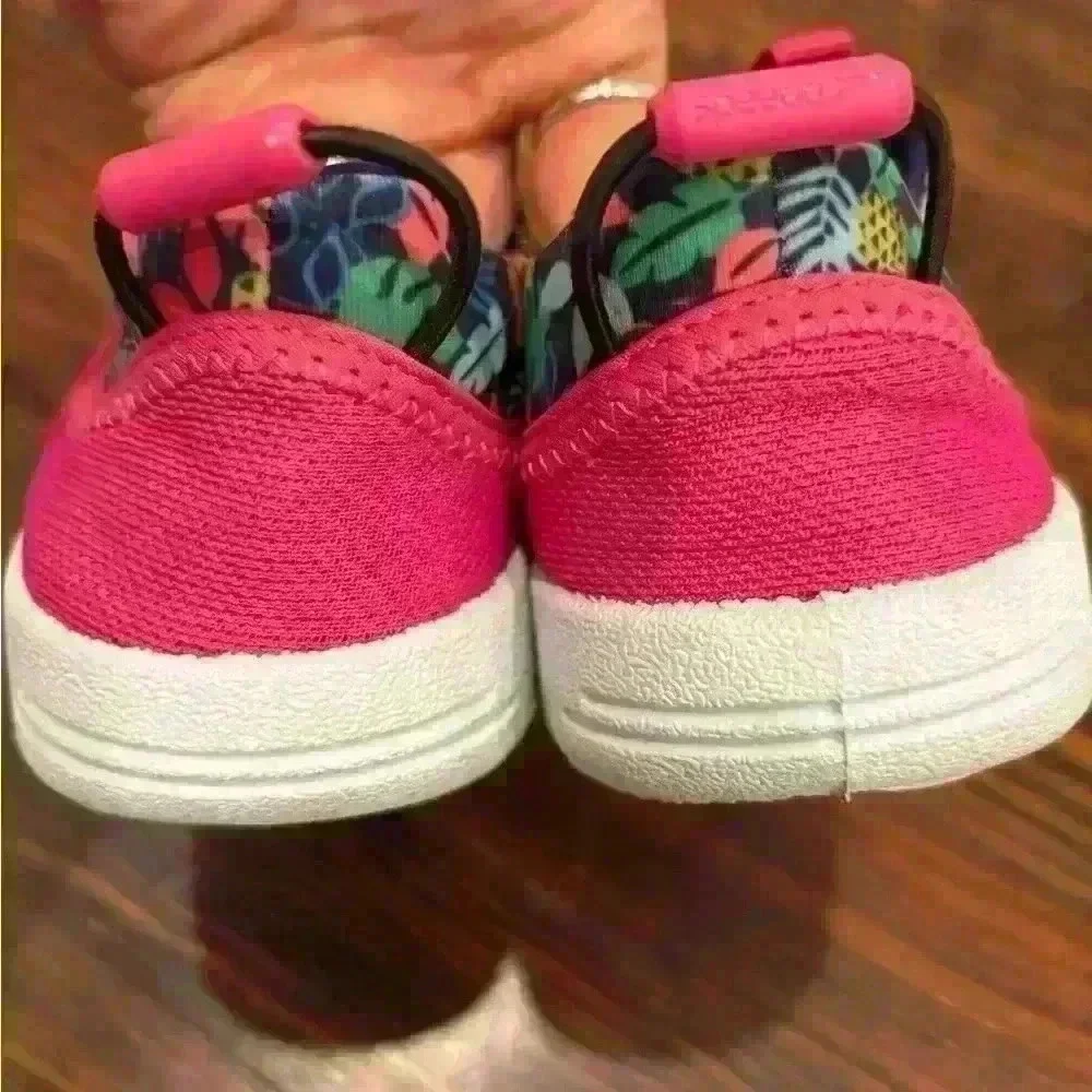Speedo Juniors Girls Tropical  Floral  Water Shoes Size Medium 2-3